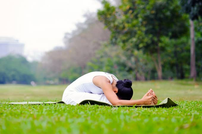 Tập yoga giúp bạn cải thiện sức khỏe xương khớp