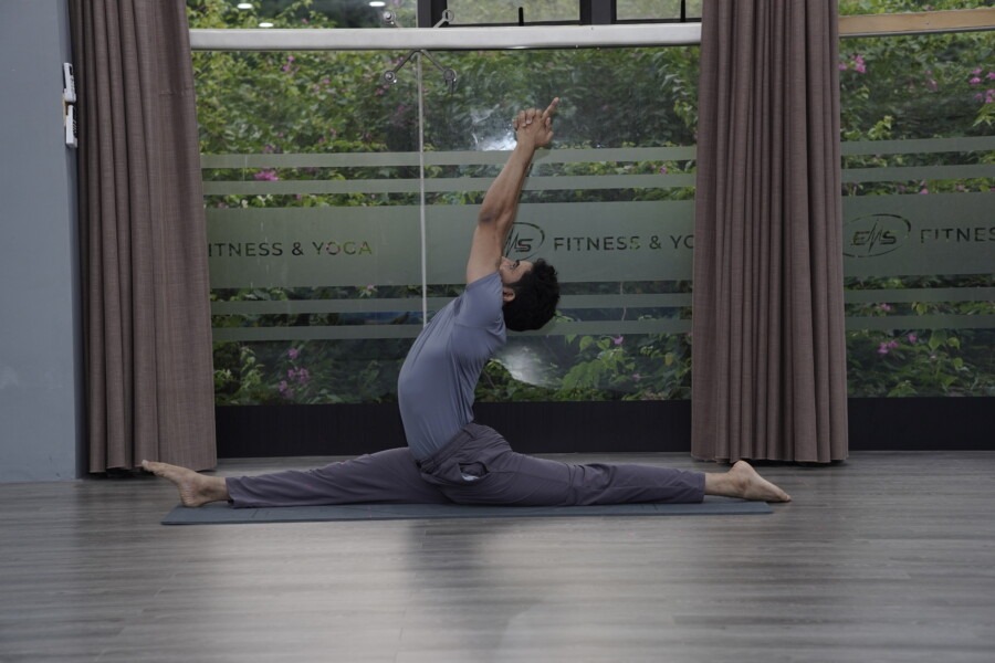 Có nên lựa chọn tập luyện yoga tại phòng tập?